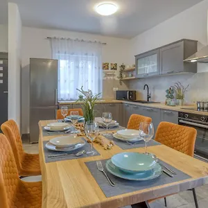 Mario & Ana House Pićan